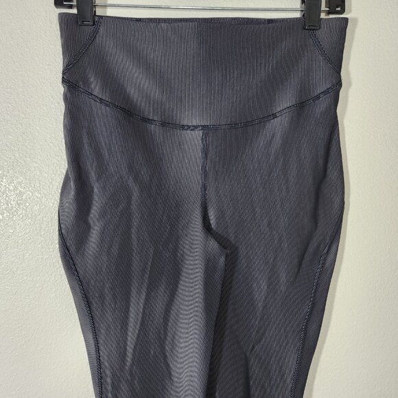 Lululemon Base Pace High-Rise Running Two Toned Ribbed Tight Size 8 - Picture 3 of 16